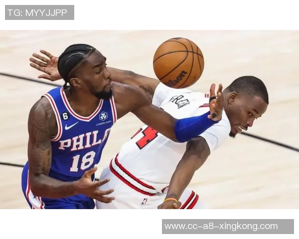 埃奇库姆状态低迷表现不佳仅得9分3板2助2断1帽难助球队取胜